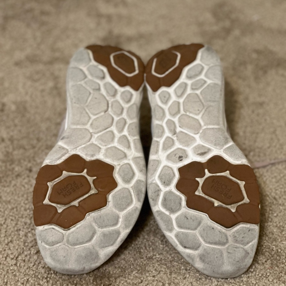 New Balance Women's Fresh Foam Roav V2 Pink Size 7 - Picture 7 of 7